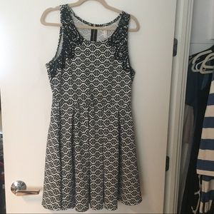 Xhilaration Knit Dress w Lace Detail, size L